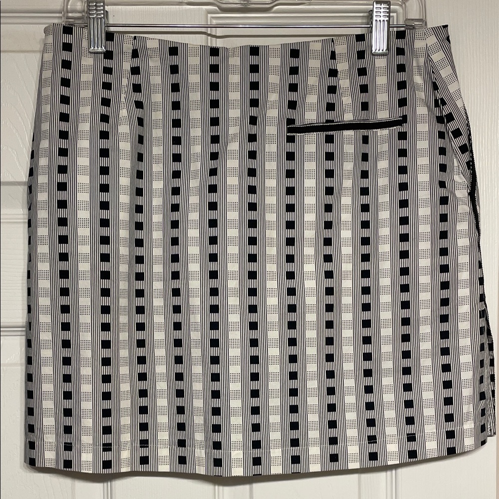Golftini chic skort - Picture 3 of 4